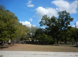 1905 Chambers, Bastrop, TX 78602
