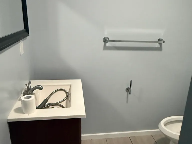 811 N Franklin St #101 — Photo 5