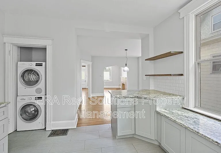 421 Dorchester Ave — Photo 24