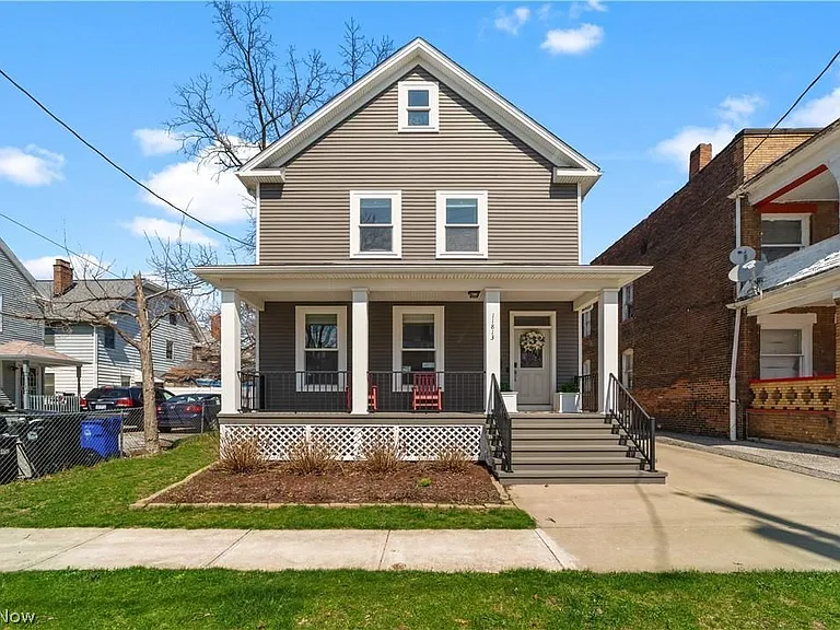11813 Wade Park Ave — Photo 1