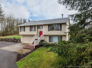 33571 Smith Rd, Saint Helens, OR 97051