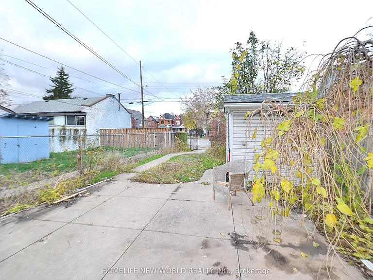 27 Nightingale St #LOWER — Photo 14