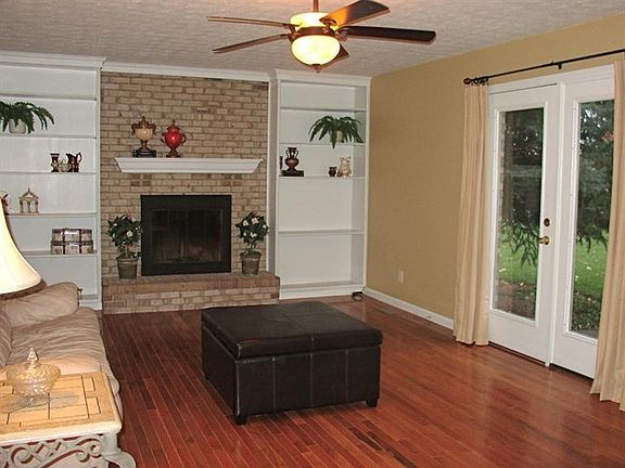 5th image of 4913 Peak Dr