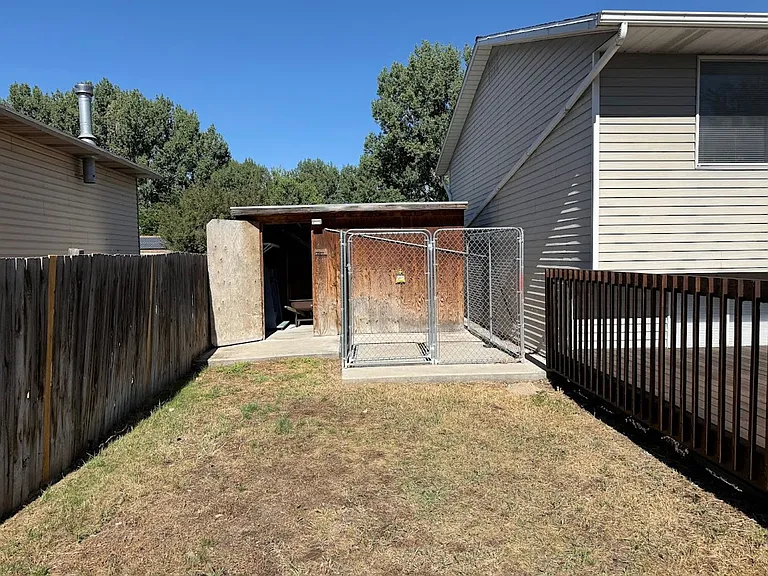 927 S 1635 W — Photo 31