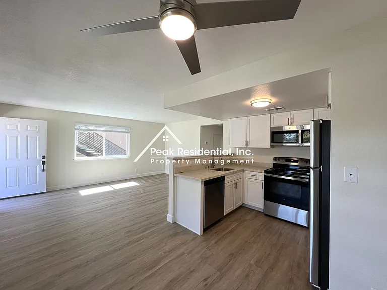 Gardenside Apartments — Photo 36