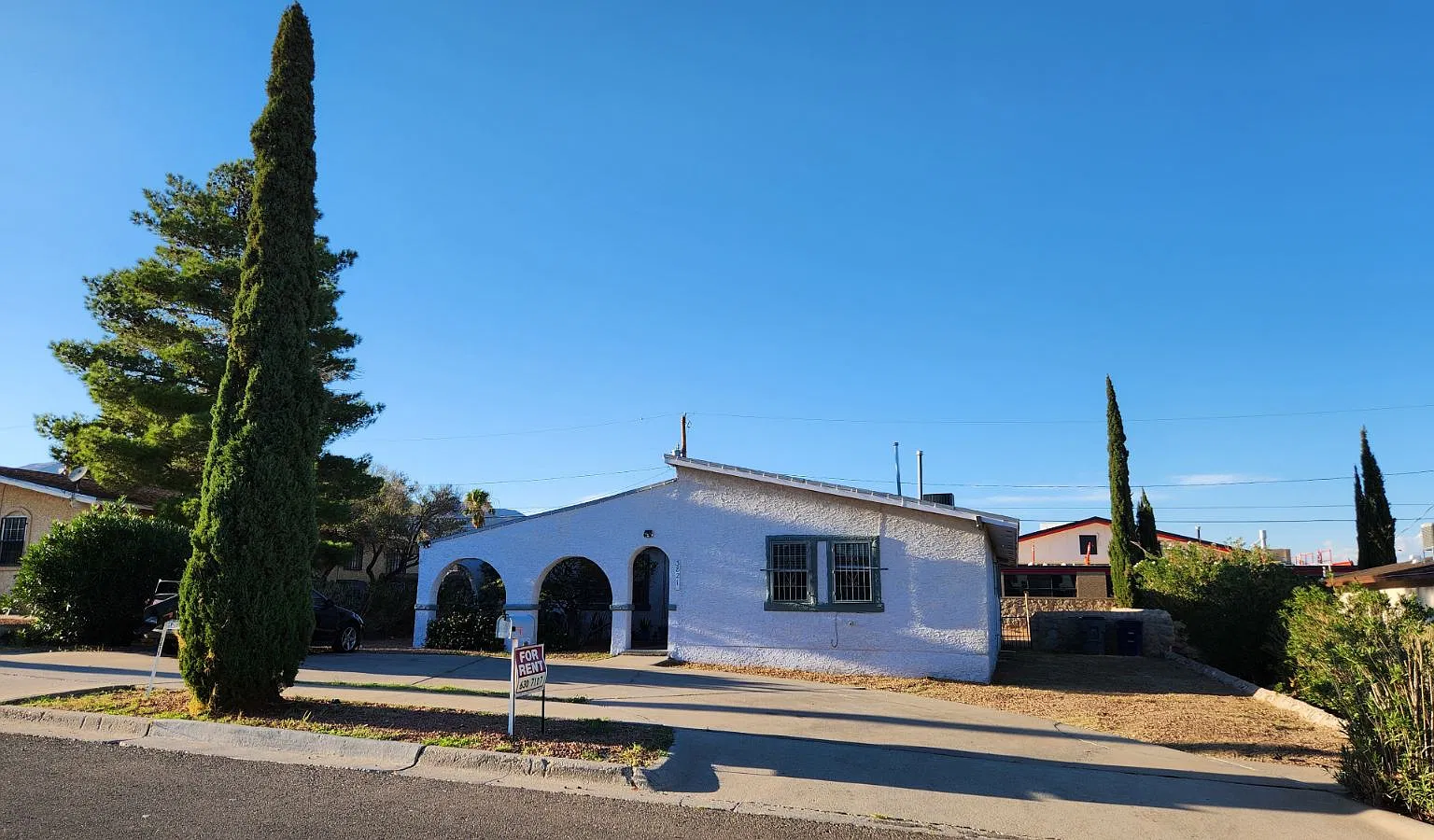 2 bed, 996 sqft, $1,025 — Photo 1