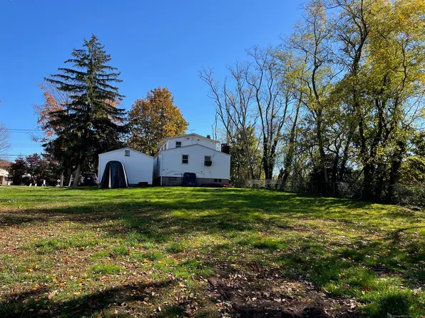 30 Thompson Street, East Haven, CT 06513