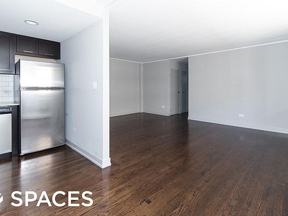 2nd image of 6123 N Kenmore Ave #512