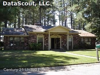 1st image of 804 Fairway Dr