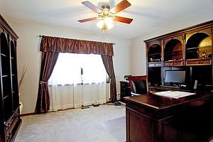 4th image of 300 Woburn Ln