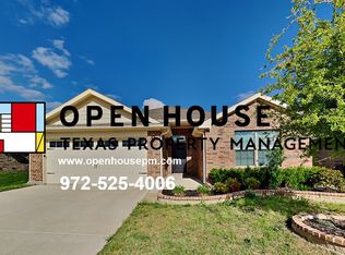 9316 Castorian Dr, Fort Worth, TX 76131