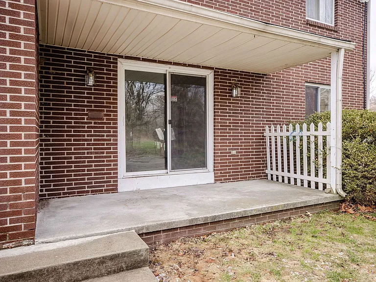 6730 Hill Ave — Photo 14