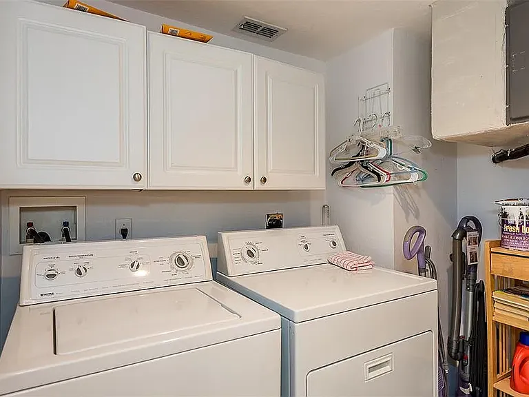11644 SW Egret Cir #401 — Photo 16