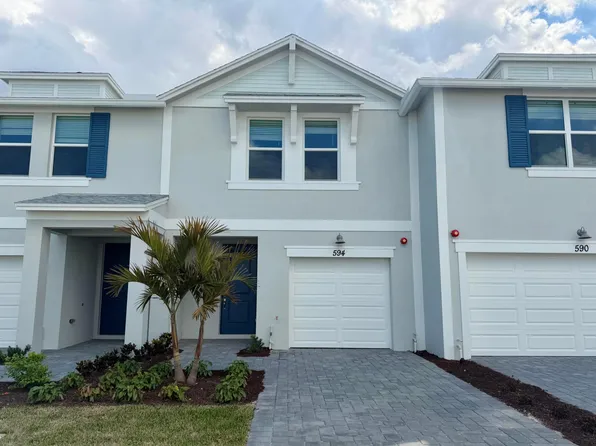 594 Salisbury Circle, Fort Pierce, FL 34982