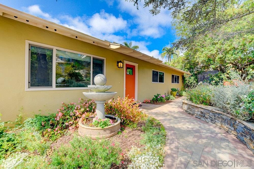 loca♡ 10729 Anaheim Dr, La Mesa, CA 91941 | Zillow