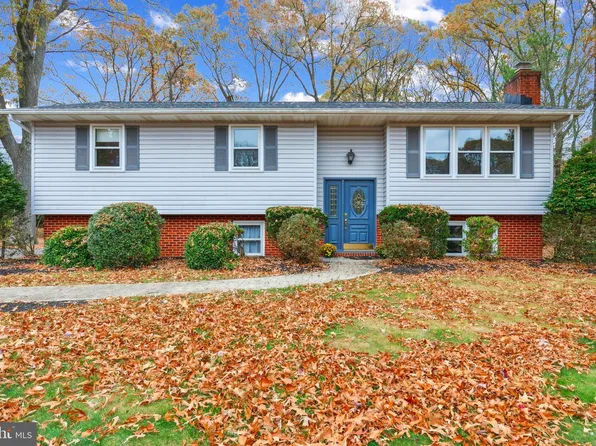 505 Sylview Dr, Pasadena, MD 21122