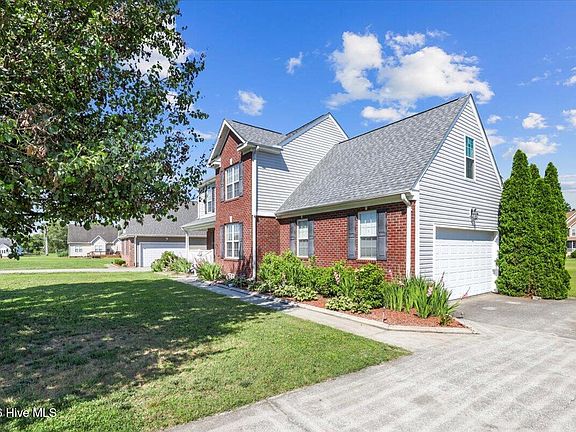 2nd image of 105 Glenn Laurel Drive