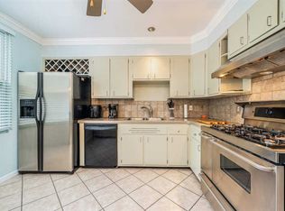 130 W 11th St, Bayonne, NJ 07002