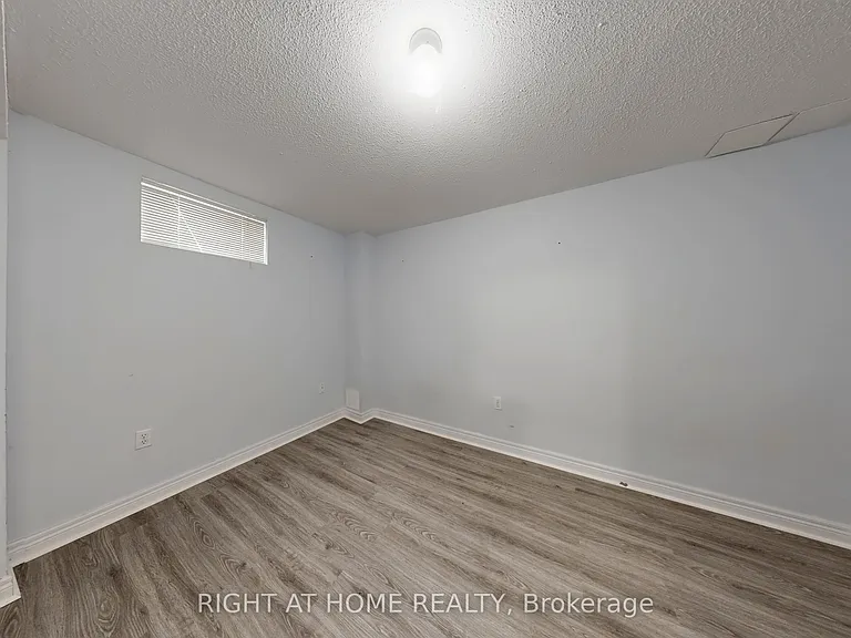119 Letty Ave #LOWER — Photo 10