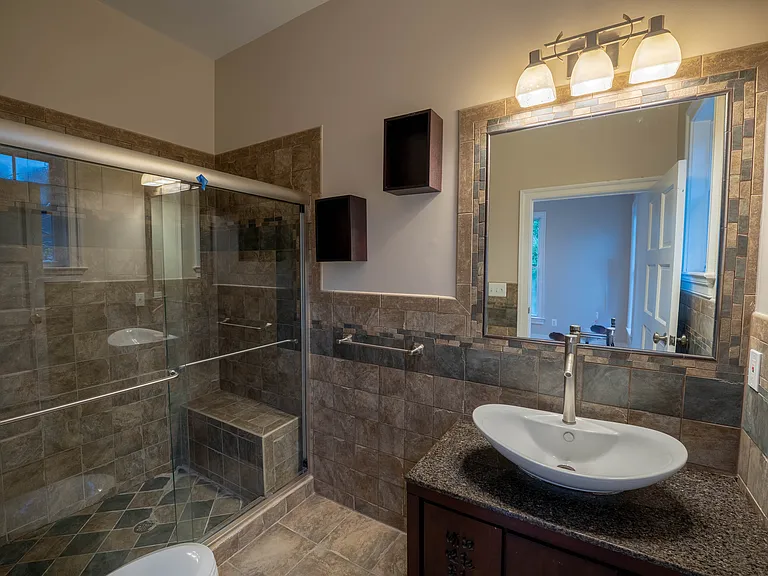 10805 S Glen Rd — Photo 37