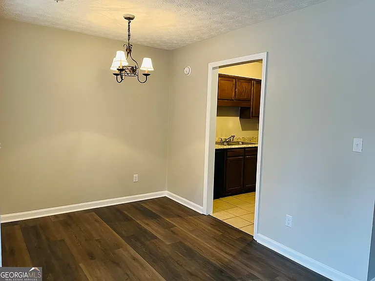 145 Pine Ter #155 — Photo 8