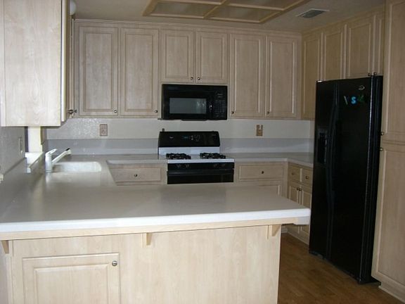 5th image of 4268 Brisbane Cir