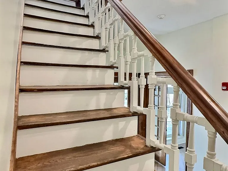 514 W Kirkwood Ave — Photo 10