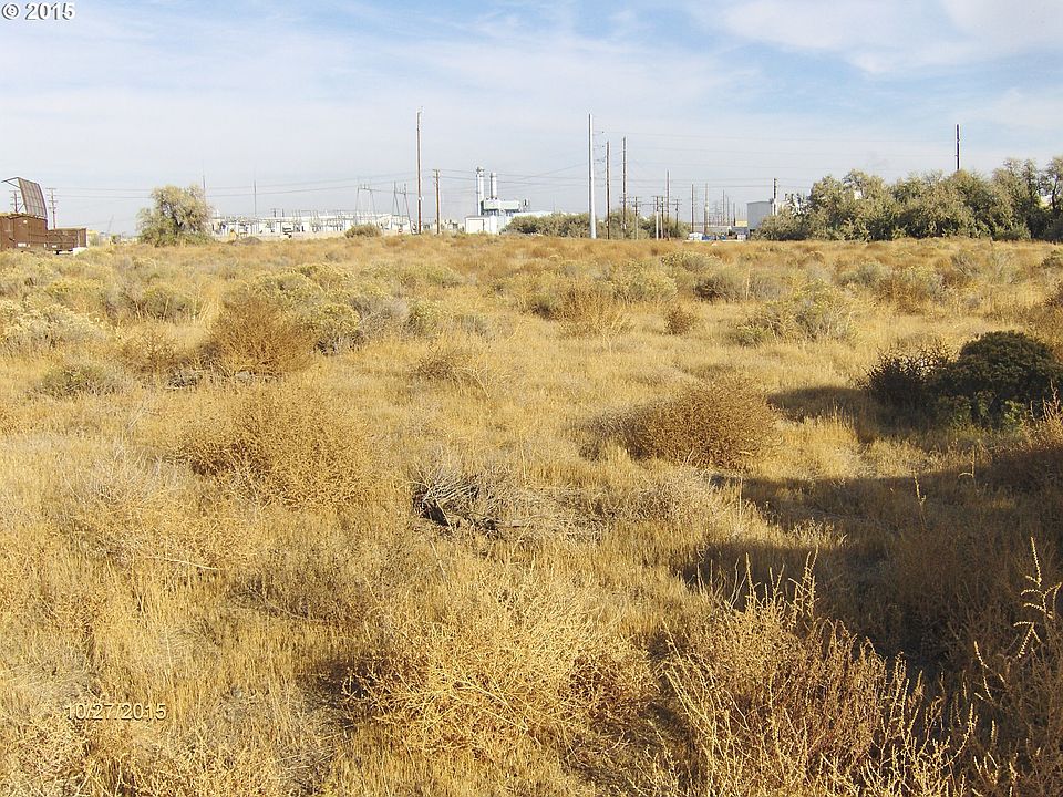 1st image of NE Puskarich Ave #13