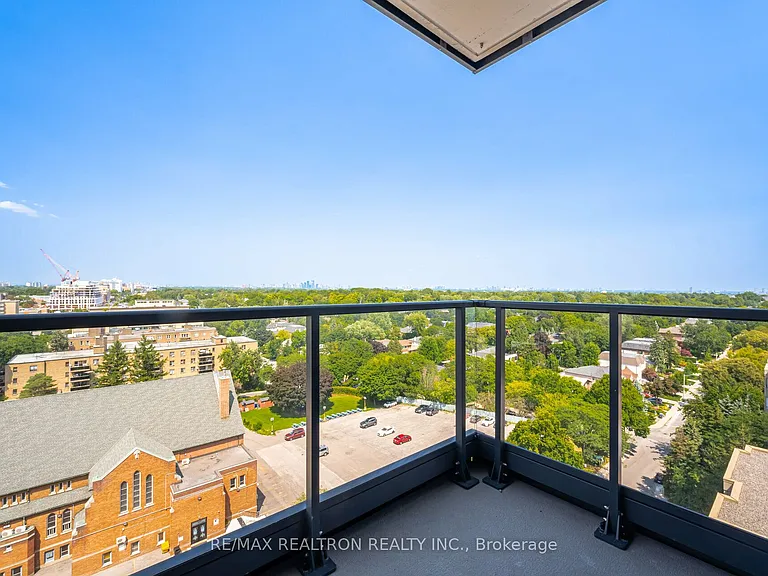 2525 Bathurst St #1009 — Photo 21