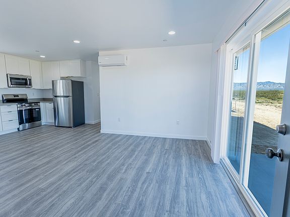 3rd image of 6311 Poppy Blvd #D