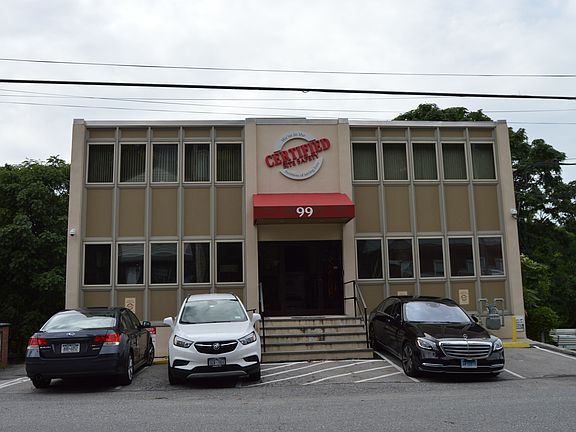 2nd image of 99 Lafayette Ave