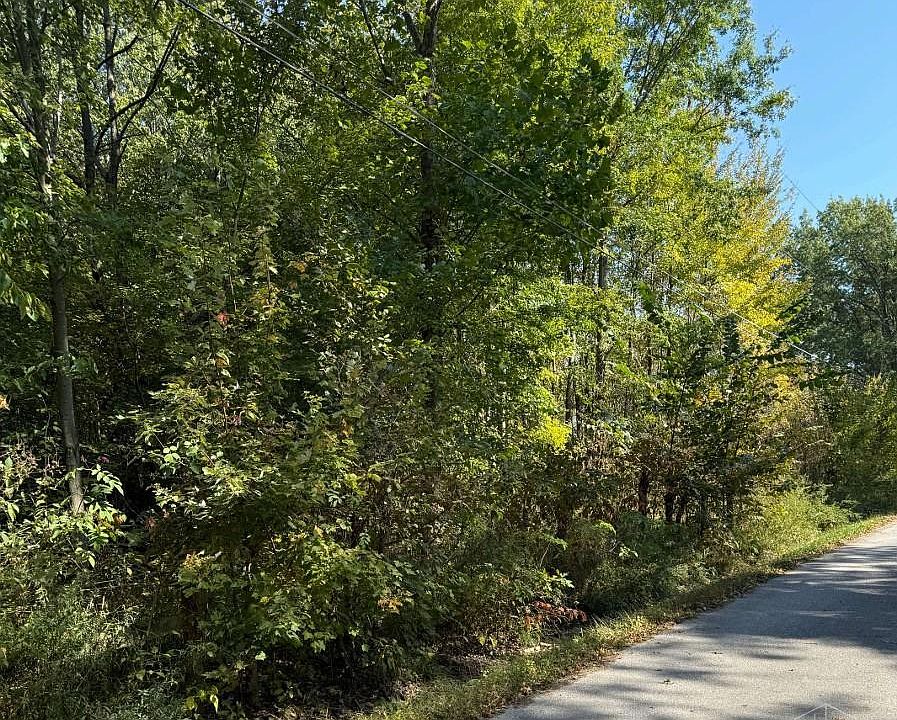 2nd image of 2079 Old State State Rd