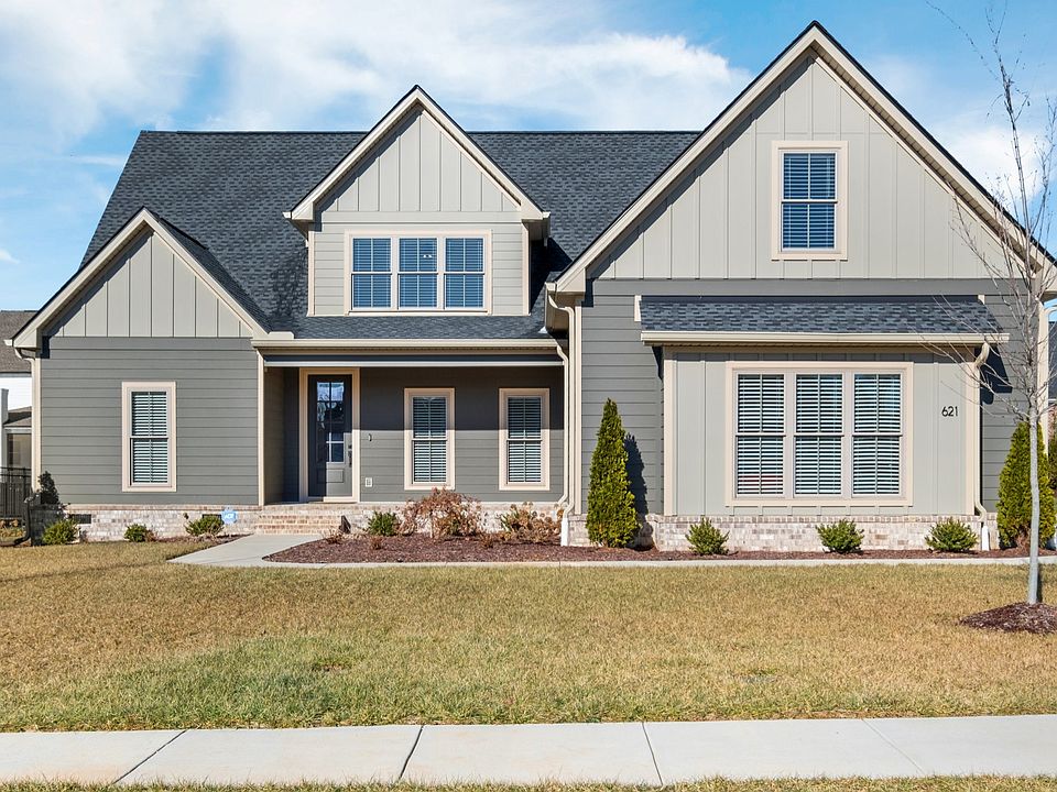 1st image of 621 Reichert Ct