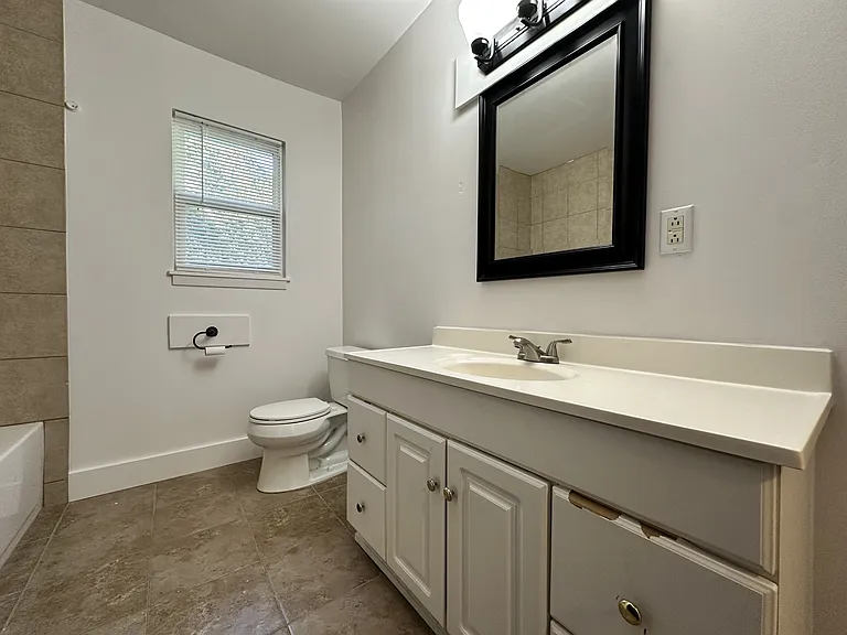 107 Elliott Pl — Photo 9