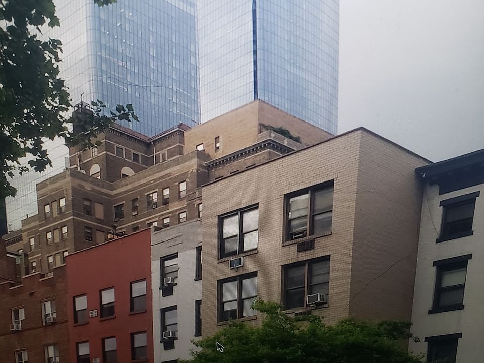 2nd image of 311 W 29th St APT 2D