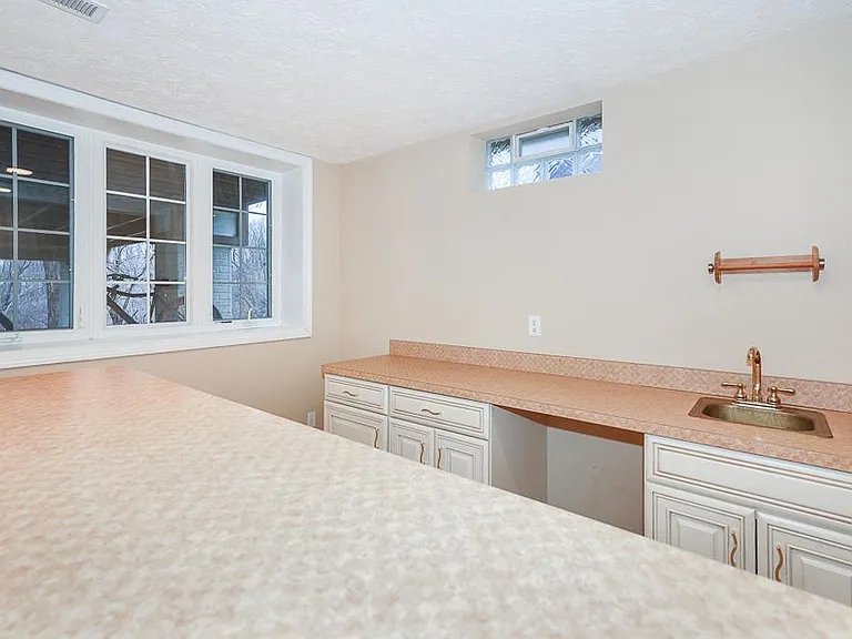 3729 Edgehill Dr — Photo 49