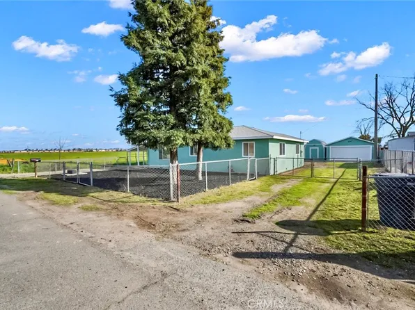 957 W Cardella Rd, Merced, CA 95348