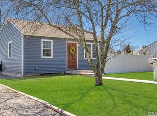 276 16th St, West Babylon, NY 11704
