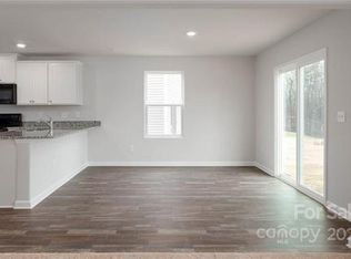 9241 Creedmore Hills Dr, Charlotte, NC 28214