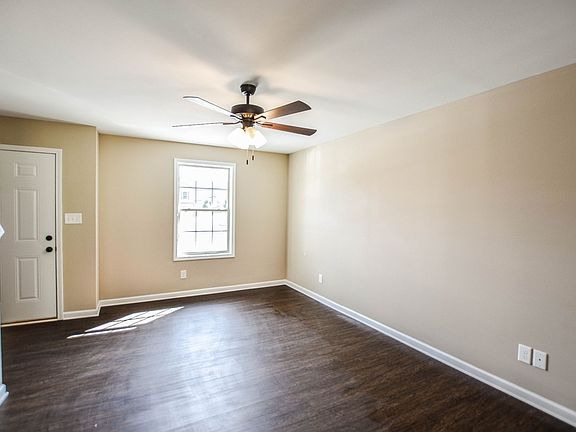 3rd image of 144 Center Pointe Dr APT D
