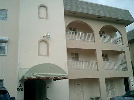 1st image of 501 Blue Heron Dr APT 104A