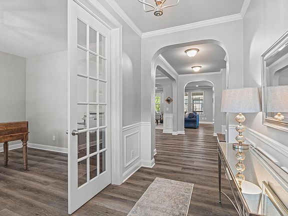 3rd image of 1201 Litchborough Way