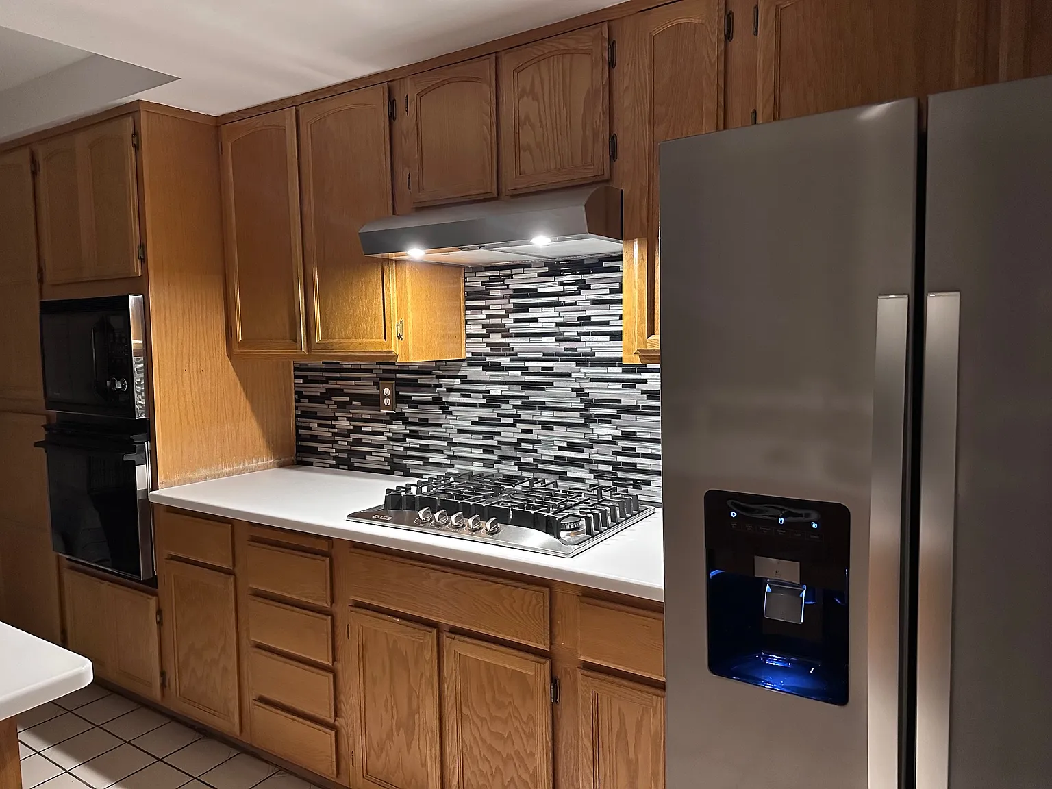 912 Grey Hollow Ave — Photo 4