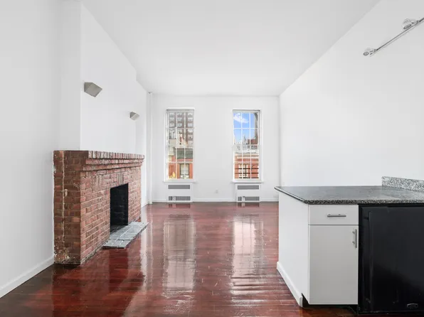 47 Jane Street image 1 of 6