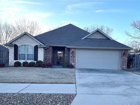 2nd image of 3059 Raven Ln