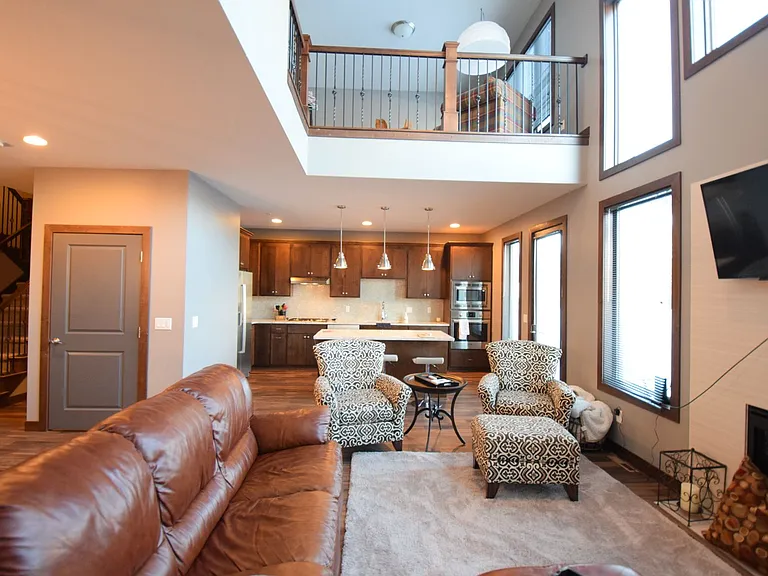 800 Pinnacle Path — Photo 11