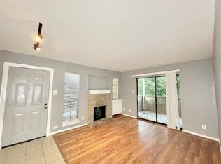 3500 Tangle Brush Dr APT 3, Spring, TX 77381