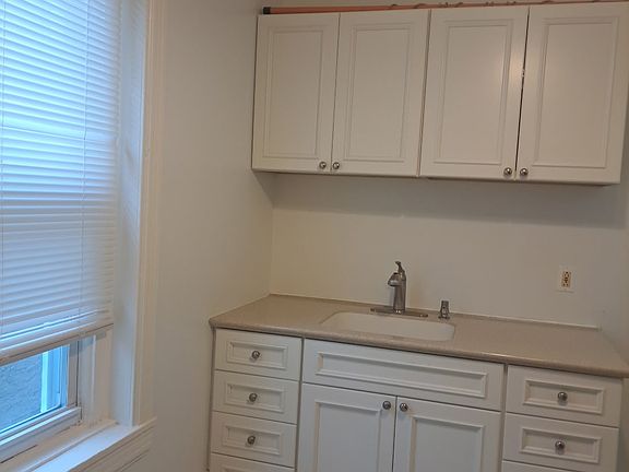 2nd image of 2140 N Van Pelt St Floor 2