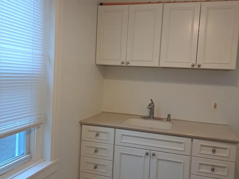 2140 N Van Pelt St #2 — Photo 4