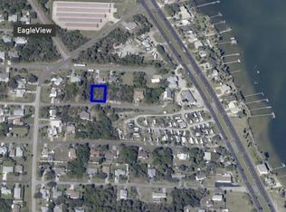 3928 13th St, Micco, FL 32976